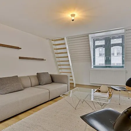 Loft 3 