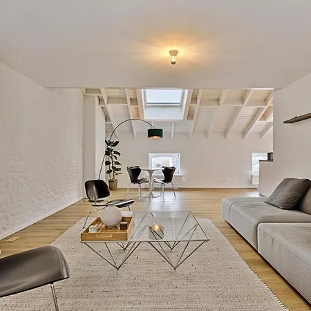 Loft 3 